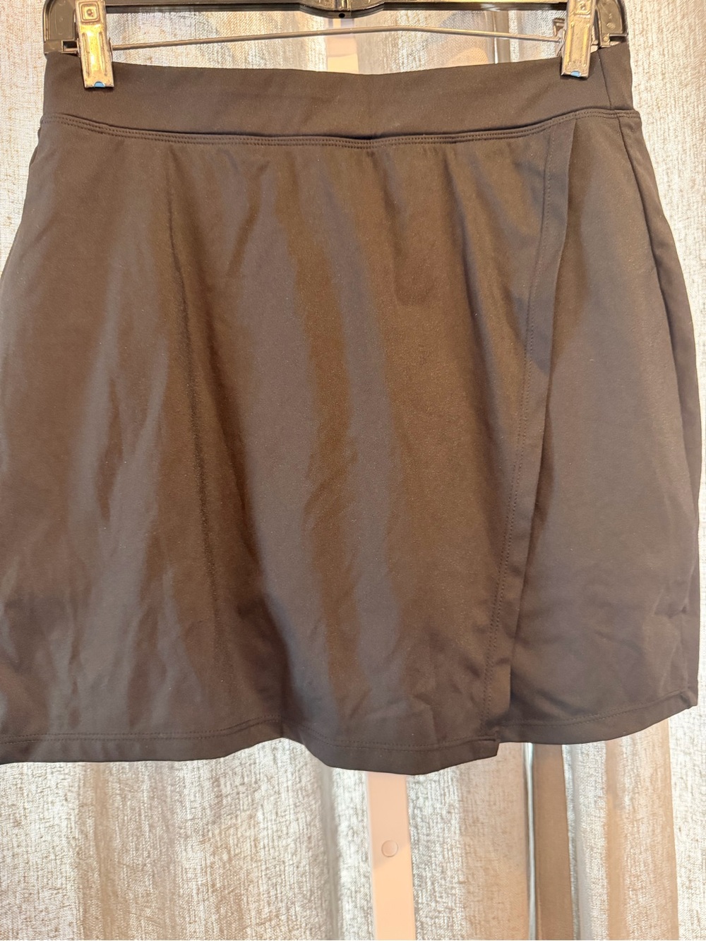 HALARA Black Mini Skort